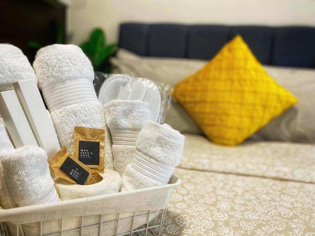 Stylish&Comfort Unit With Balcony In Air Makati Makati City Ngoại thất bức ảnh
