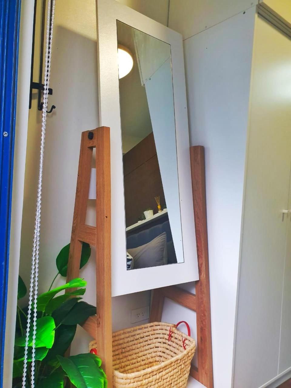 Stylish&Comfort Unit With Balcony In Air Makati Makati City Ngoại thất bức ảnh