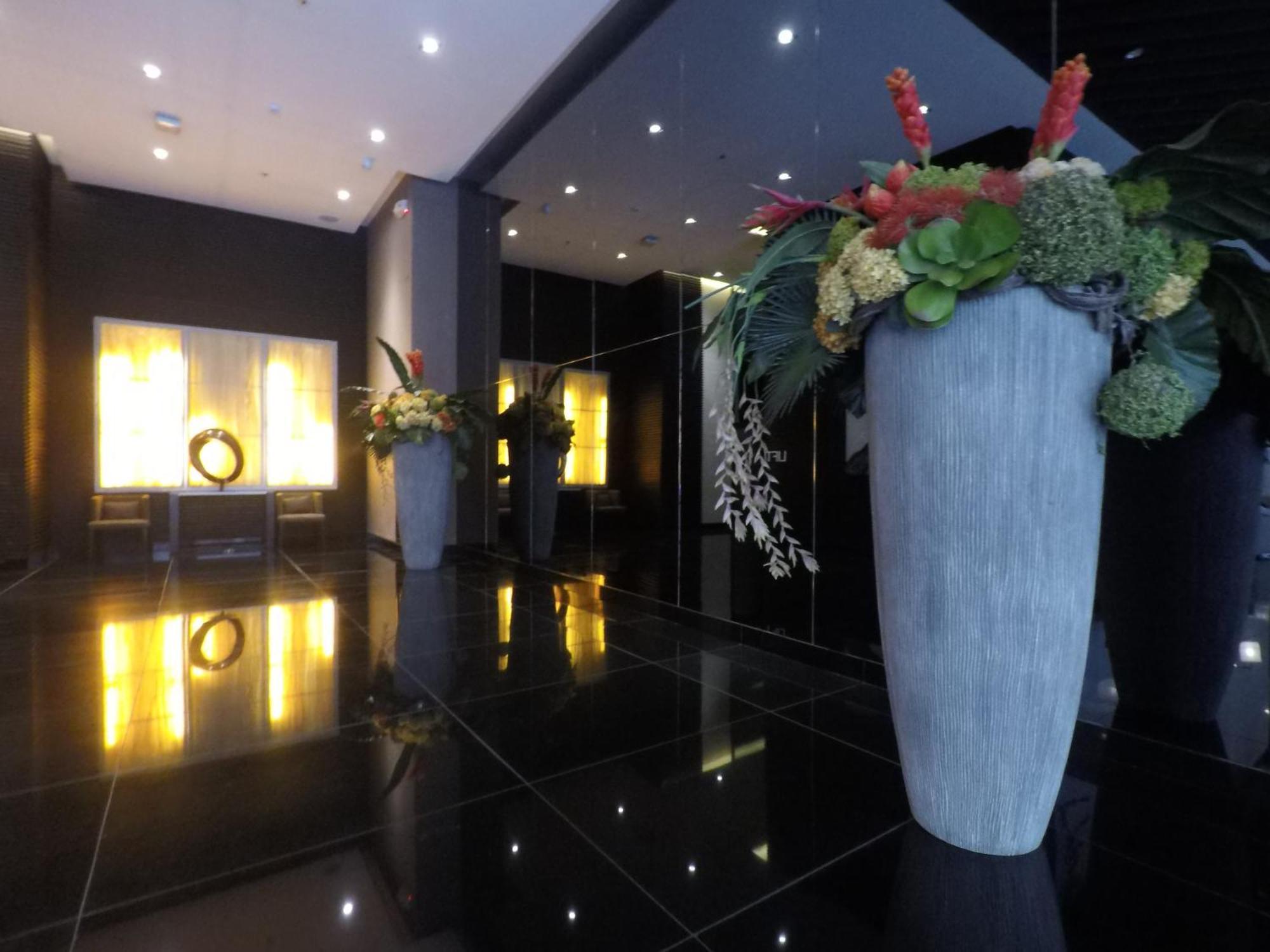 Stylish&Comfort Unit With Balcony In Air Makati Makati City Ngoại thất bức ảnh