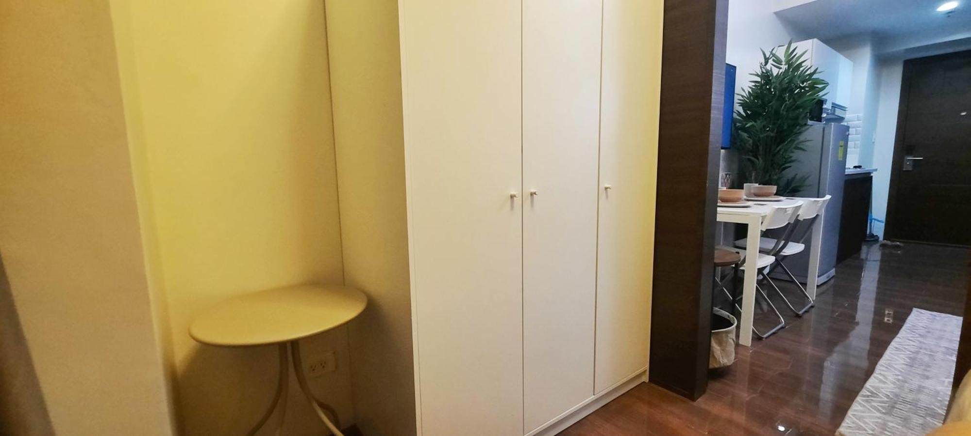Stylish&Comfort Unit With Balcony In Air Makati Makati City Ngoại thất bức ảnh